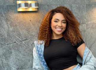 Amanda du-Pont Ventures Into The Podcasting World