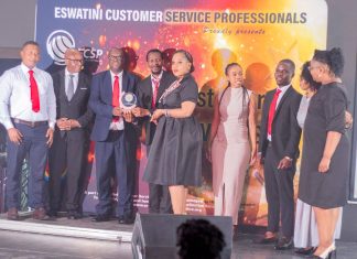 CX Awards 2024: A Night of Glitz, Glam, and Customer Service Superstars!